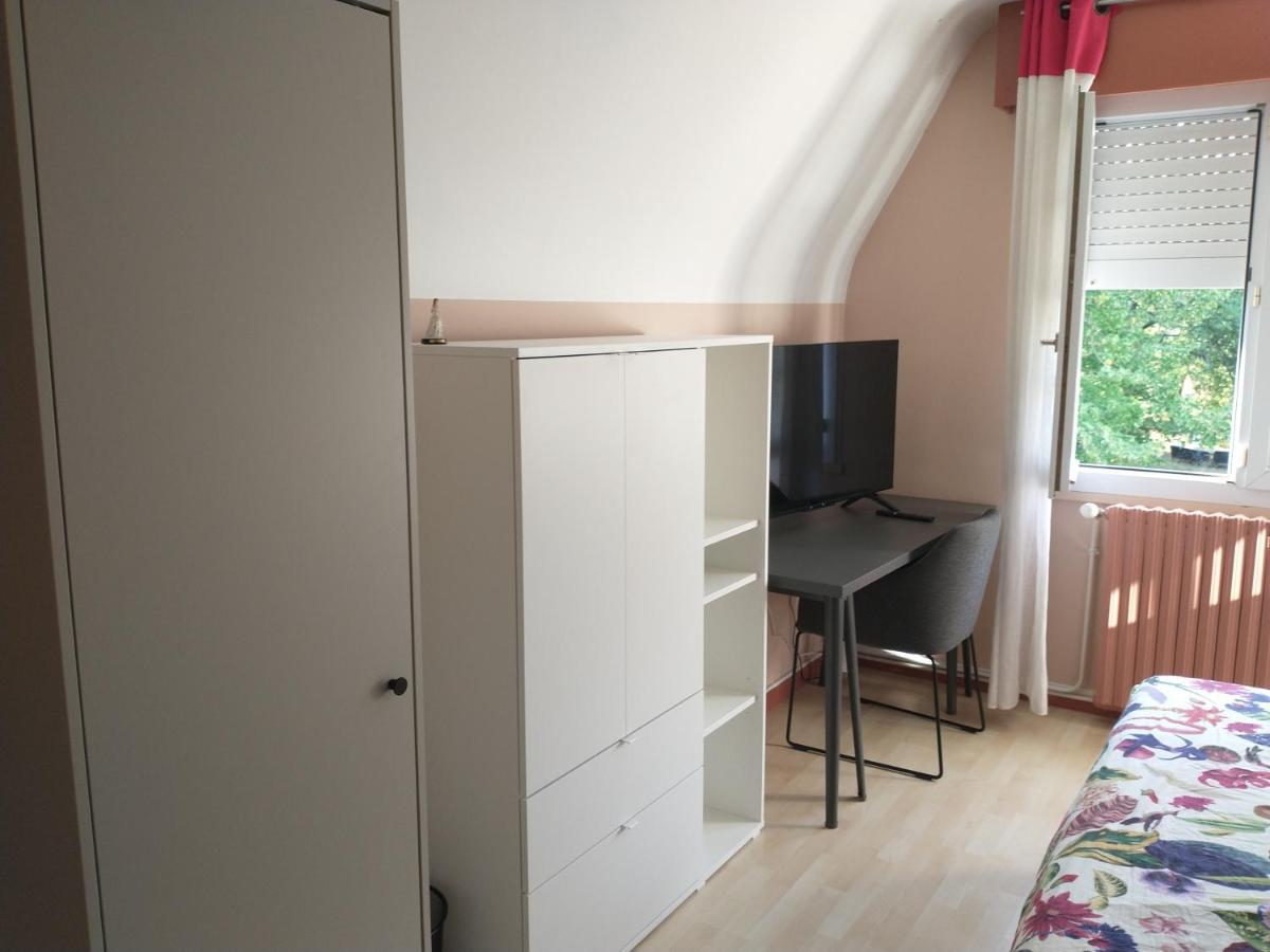 La Fantasia Bed & Breakfast Verrieres-en-Anjou ภายนอก รูปภาพ